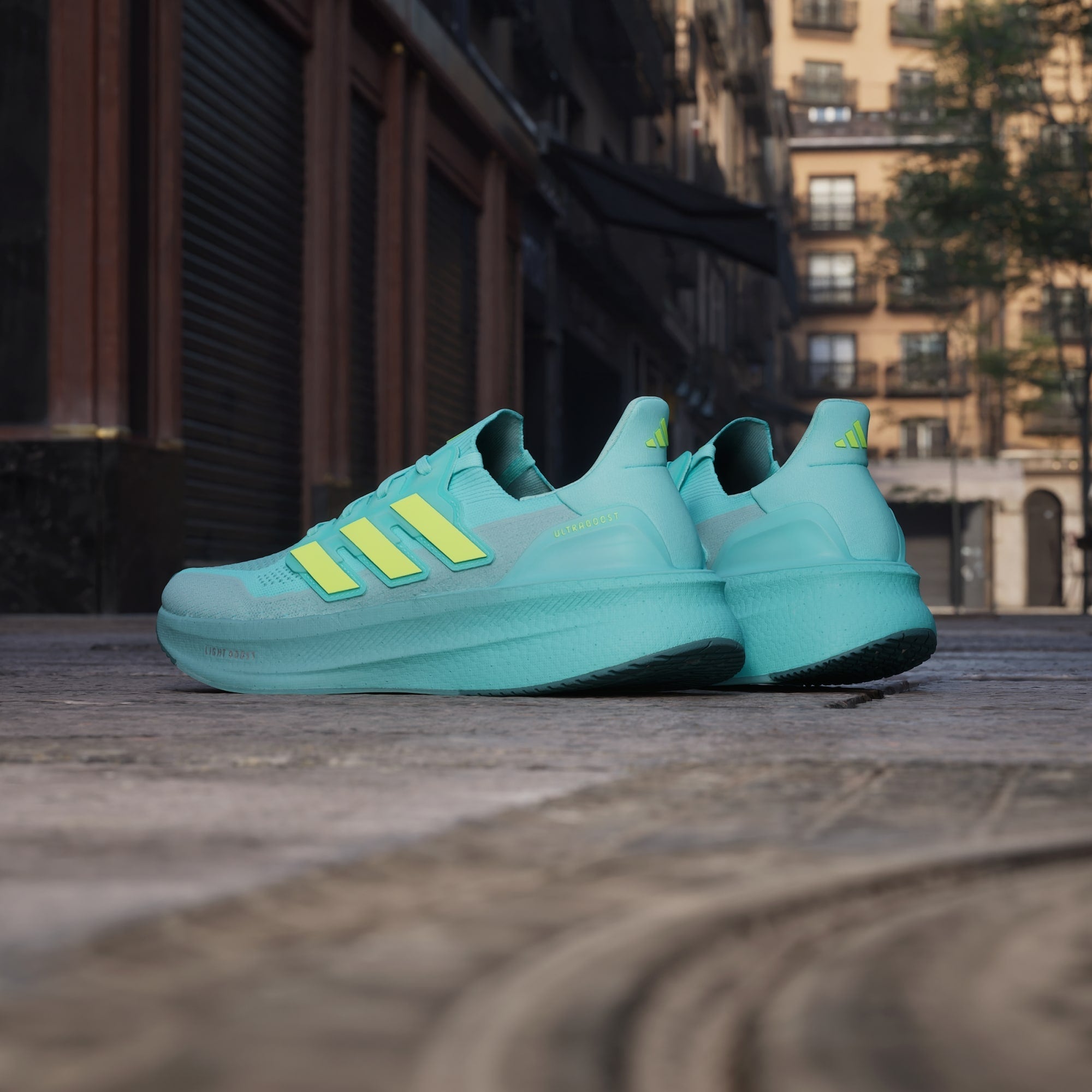 Adidas Ultraboost 5